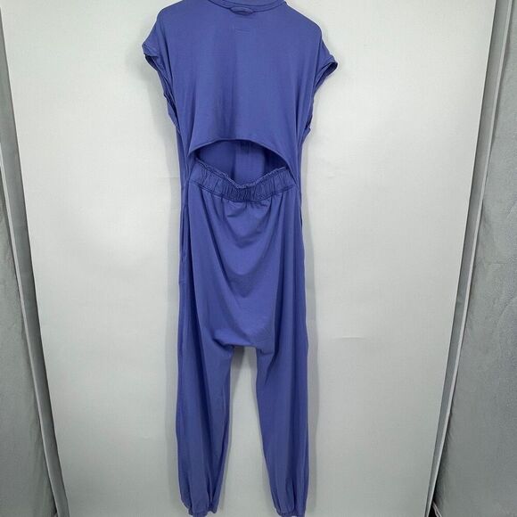 Free People Violet Short Sleeve Hot Shot V-neck Cut-out back Jumpsuit Sz XS - Picture 7 of 10